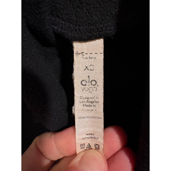 Women's Alo Yoga Black Fleece Cropped top Turtleneck Sweatshirt XS - Picture 4 of 7